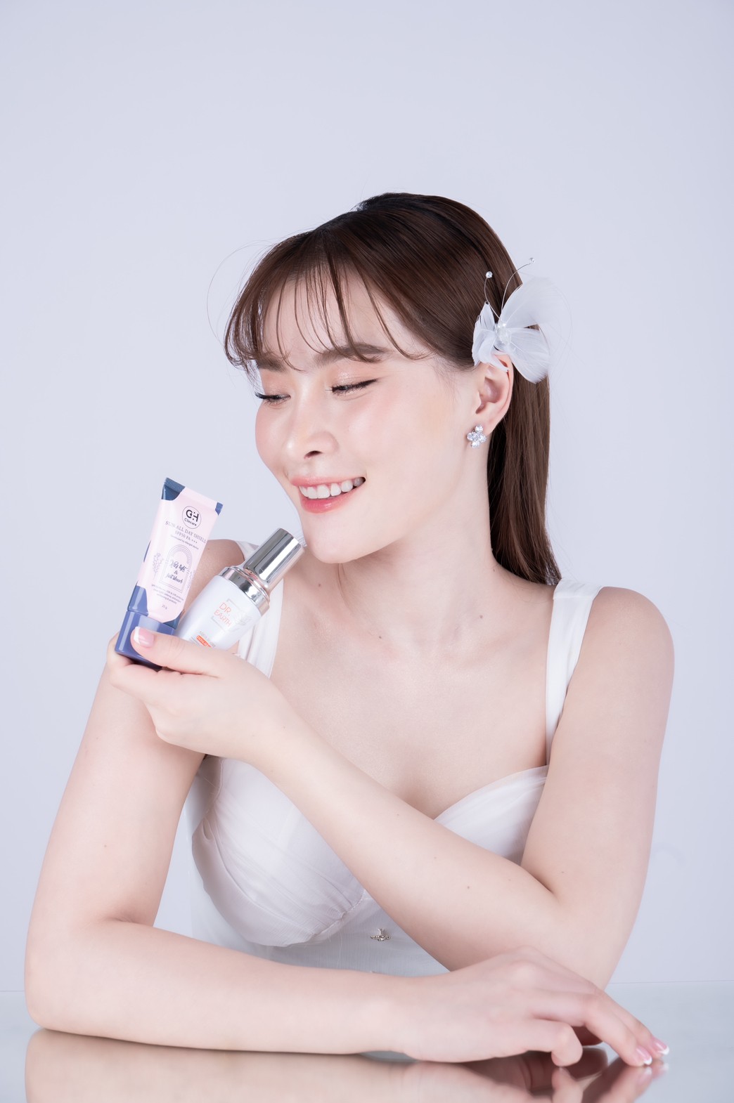 Dr.EARTH Aqua Boost Facial Serum ครีมทาหน้า ครีมบำรุงผิวหน้า เพิ่มความชุ่มชื่้น อิ่มน้ำ ให้กับผิว ลดรอยด่าง - Image 4